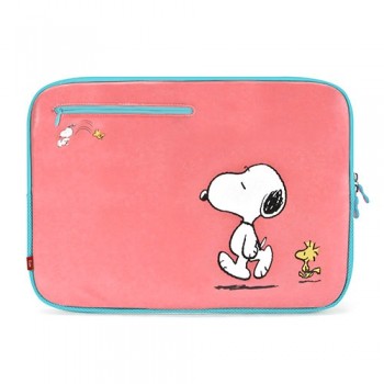 iLuv Funda Snoopy para MacBook 13'', Rosa - Envío Gratis